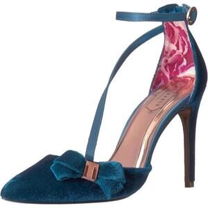 Blue Velvet Juleta Pump